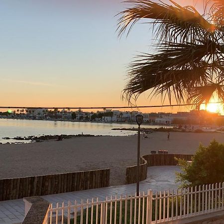 Salentoguests Villetta Sulla Spiaggia Porto Cesareo Buitenkant foto