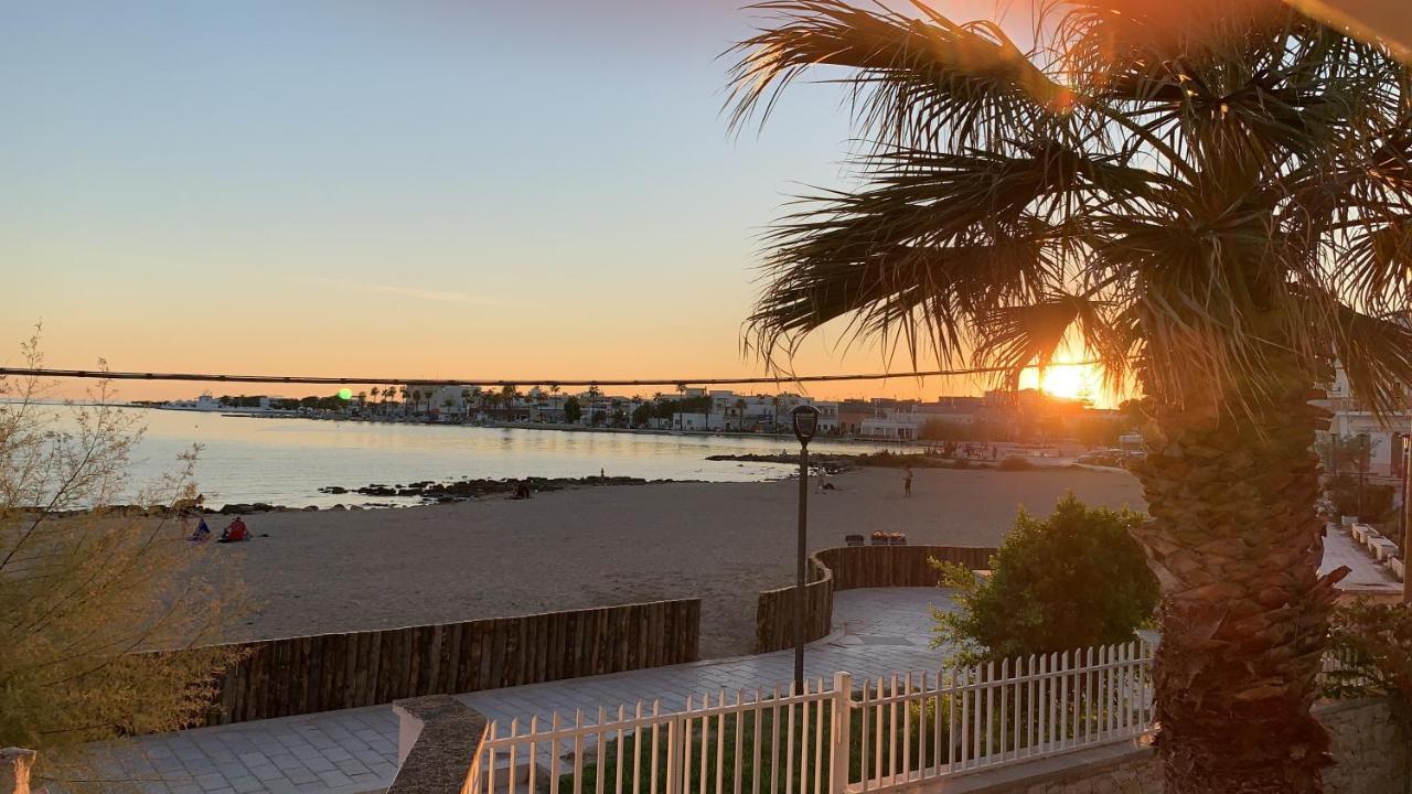 Salentoguests Villetta Sulla Spiaggia Porto Cesareo Buitenkant foto