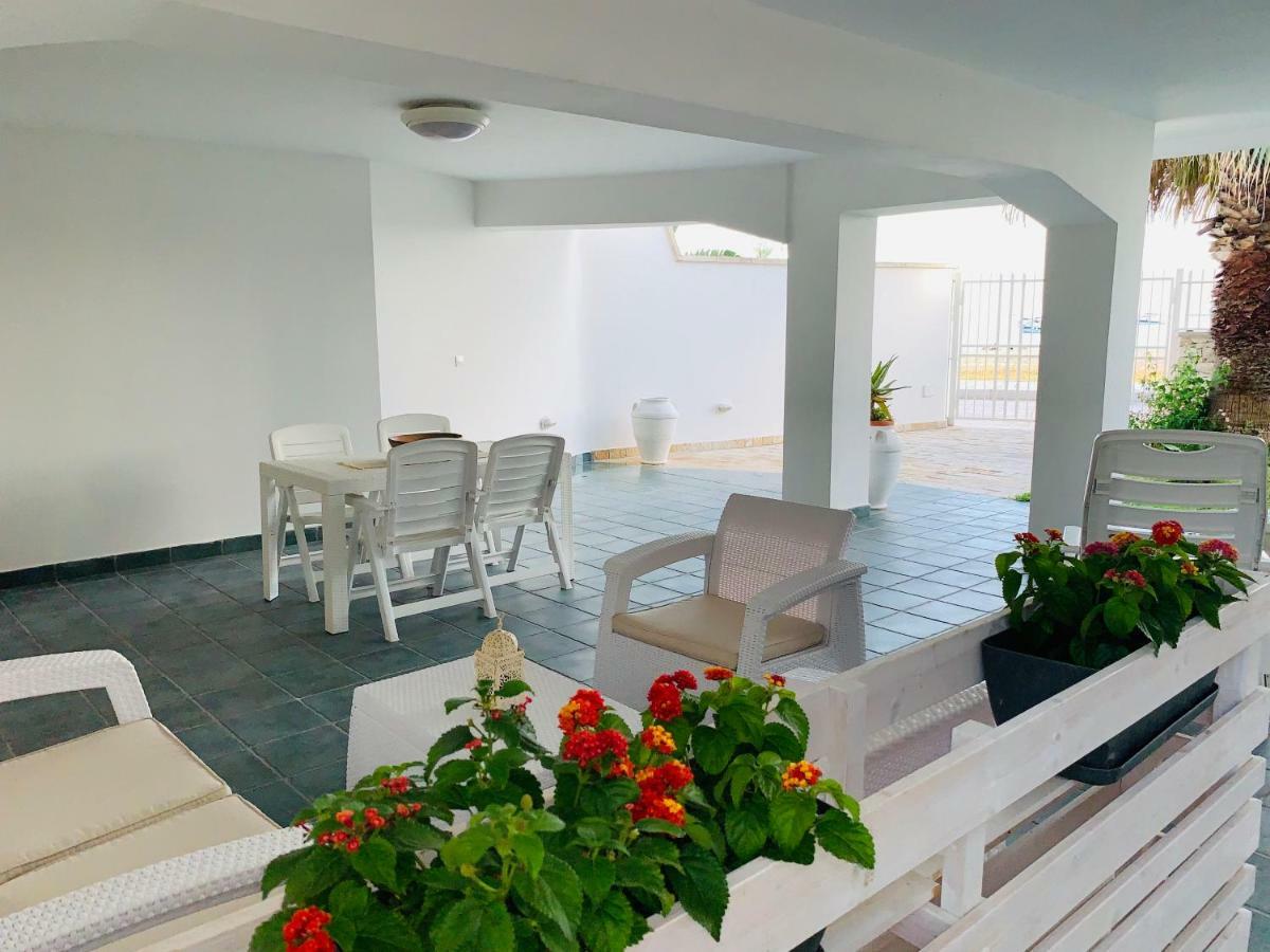 Salentoguests Villetta Sulla Spiaggia Porto Cesareo Buitenkant foto